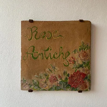 Guest house Affittacamere Le Rose Antiche Murlo